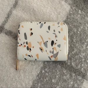 NWOT A New Day Women’s Small Zip Wallet